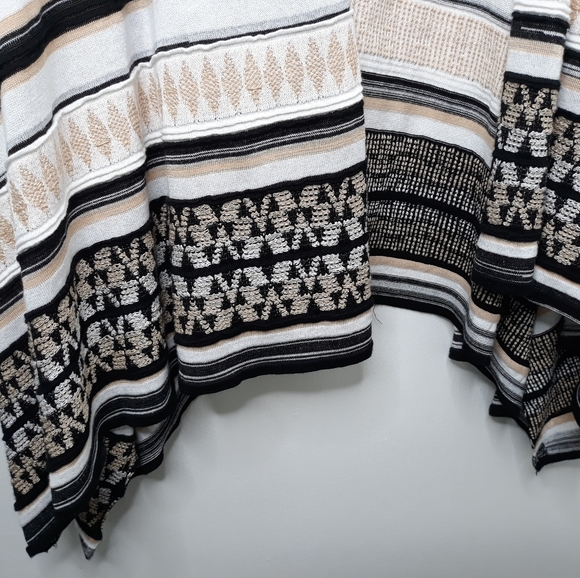 Ruby Rd.White Cardigans - Picture 5 of 11